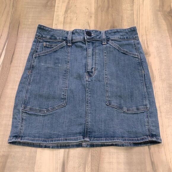 American Eagle Mini Jean Skirt High Rise size 4 - Picture 1 of 10